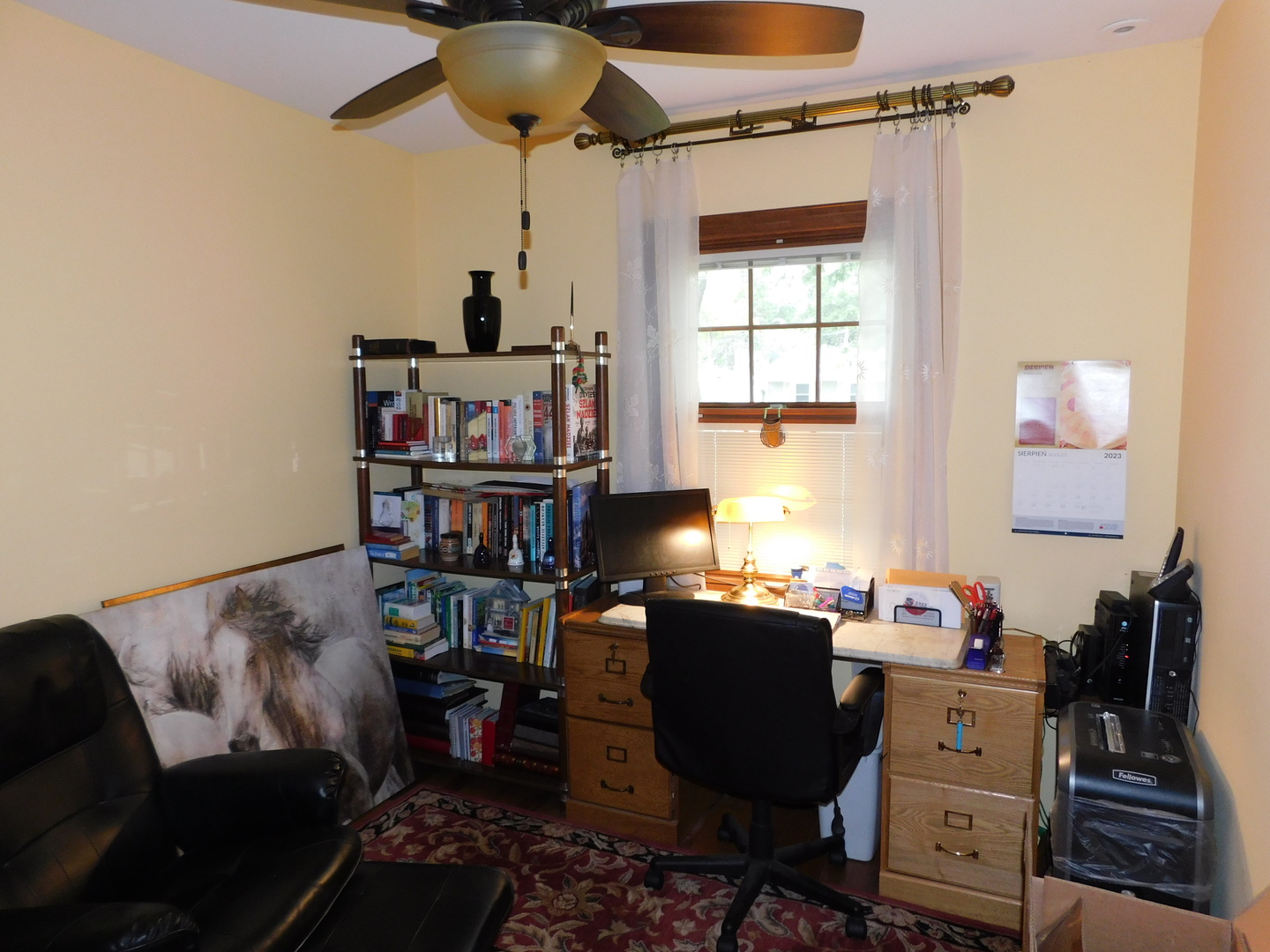 692 Maple Drive Buffalo Grove, IL 60089 - Photo 8 of 18 a work room with furniture and a window