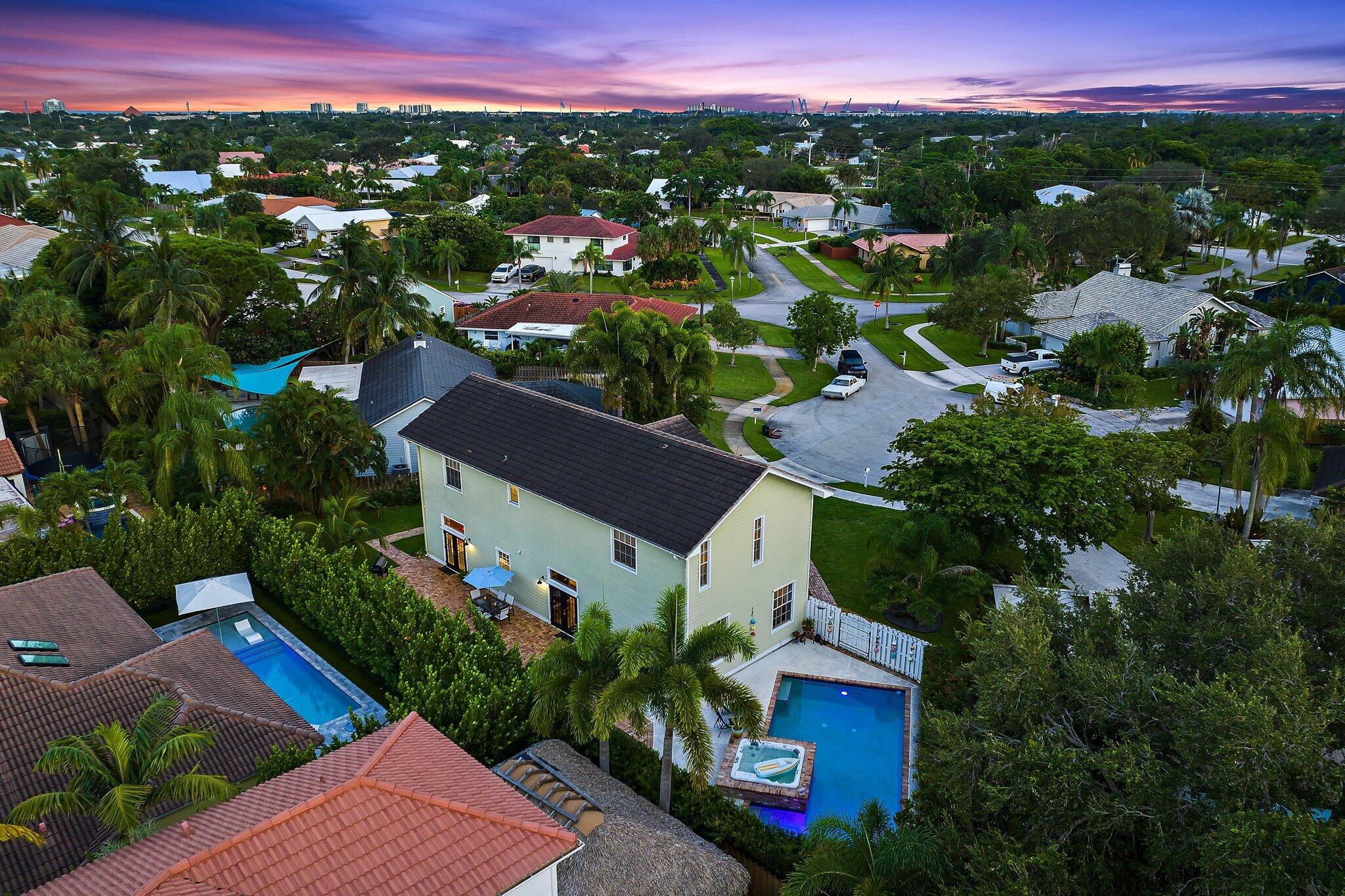 97 Beechwood Trail Tequesta, FL 33469 - Photo 11 of 113 013-97BeechwoodTrail-Tequesta-FL-SMALL