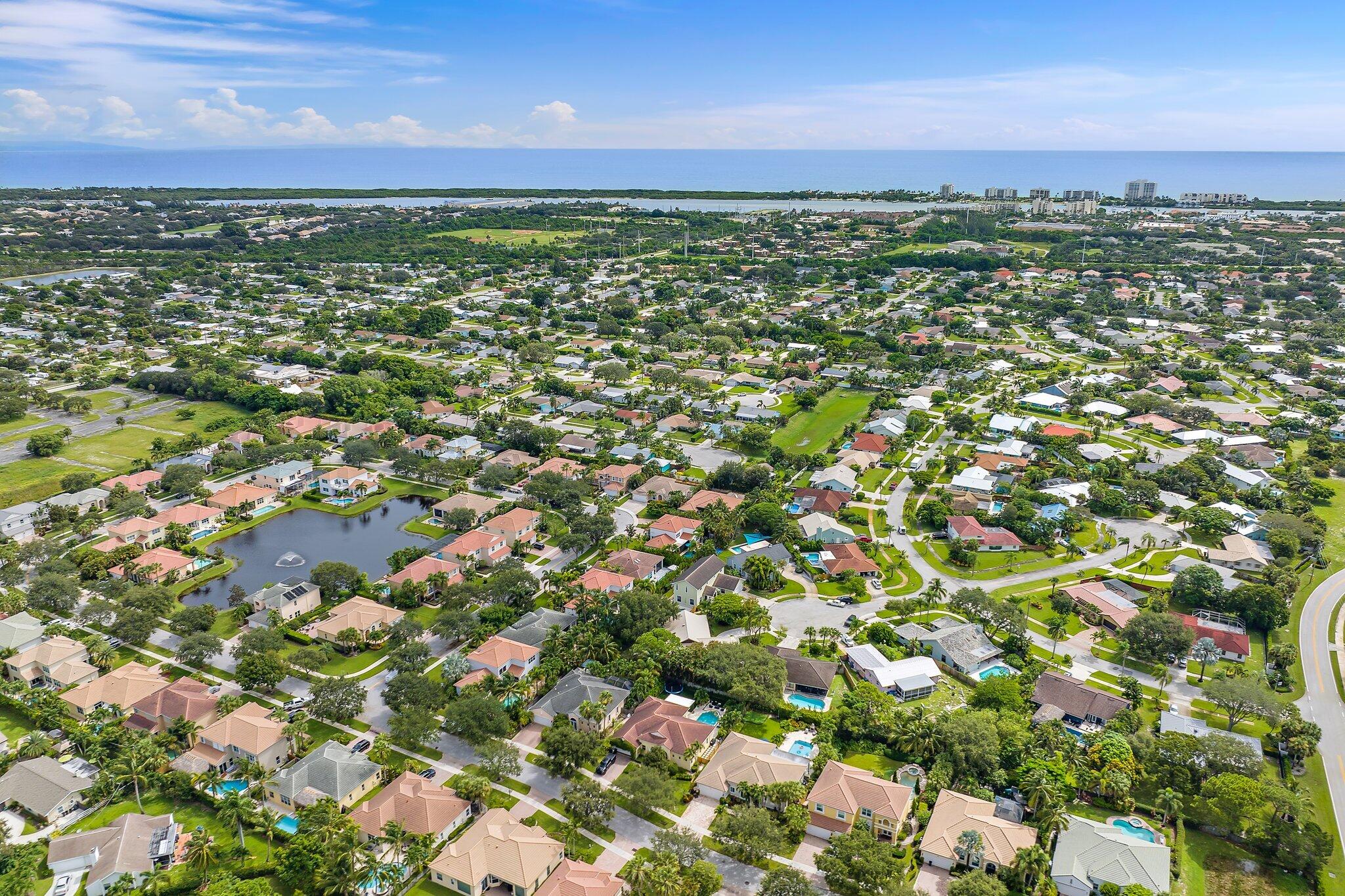 97 Beechwood Trail Tequesta, FL 33469 - Photo 36 of 113 008-97BeechwoodTrail-Tequesta-FL-SMALL