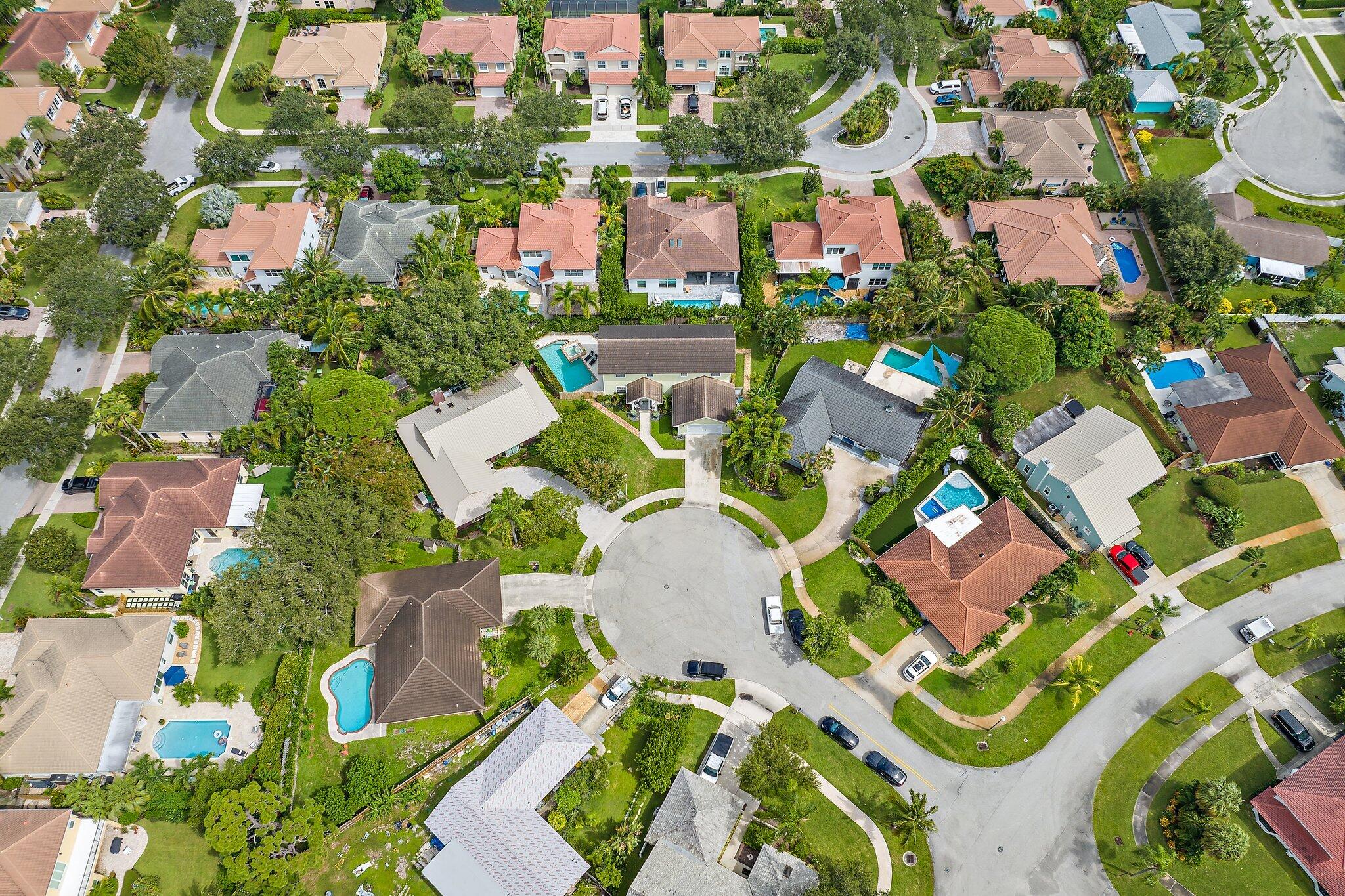 97 Beechwood Trail Tequesta, FL 33469 - Photo 38 of 113 011-97BeechwoodTrail-Tequesta-FL-SMALL