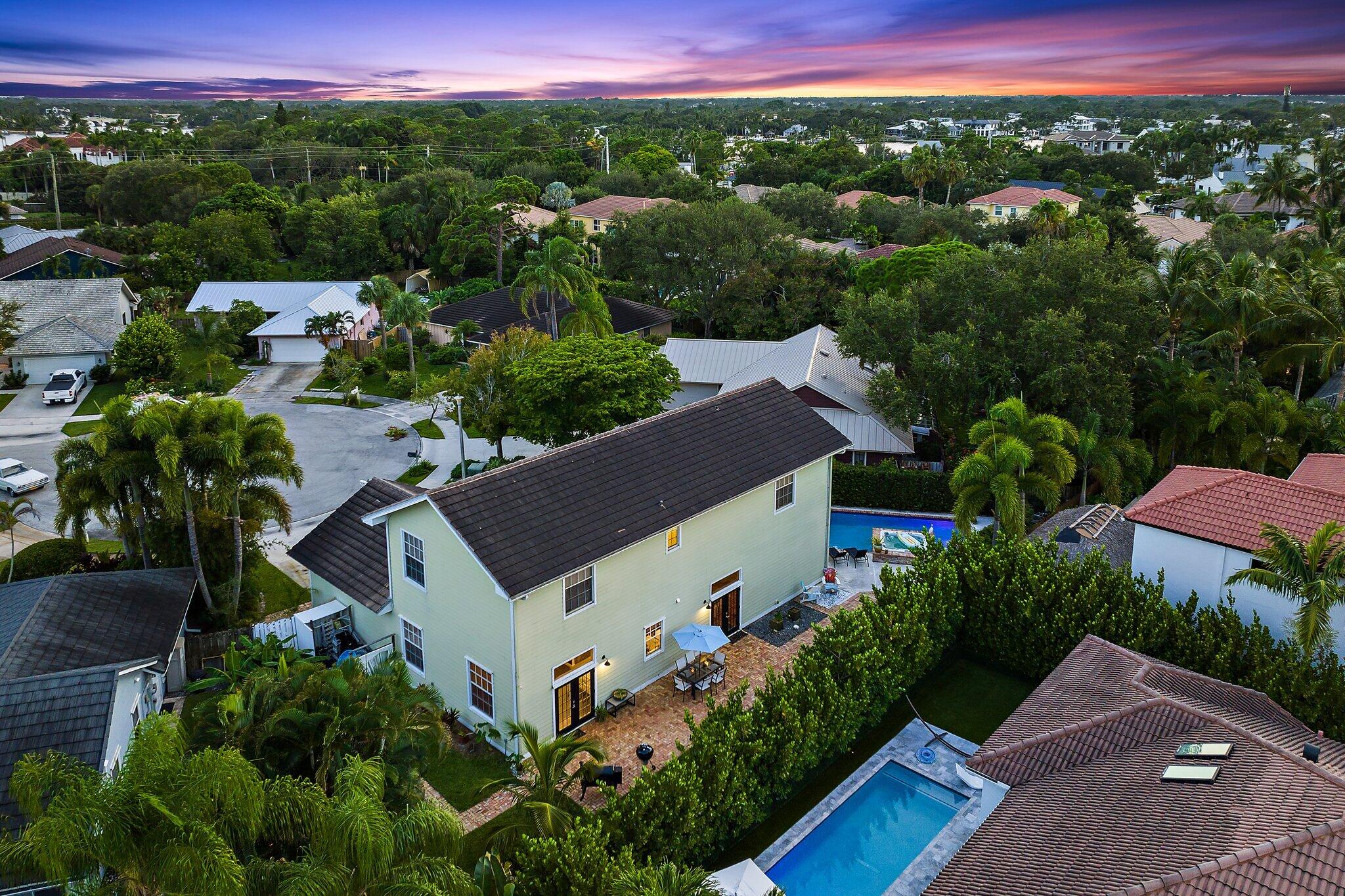 97 Beechwood Trail Tequesta, FL 33469 - Photo 9 of 113 011-97BeechwoodTrail-Tequesta-FL-SMALL