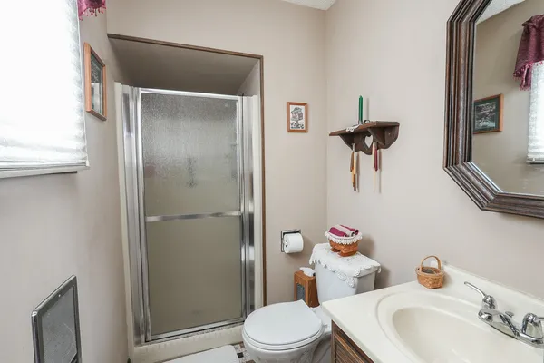 $279,900 | 4906 West Hilltop Drive, Kankakee, IL 60901