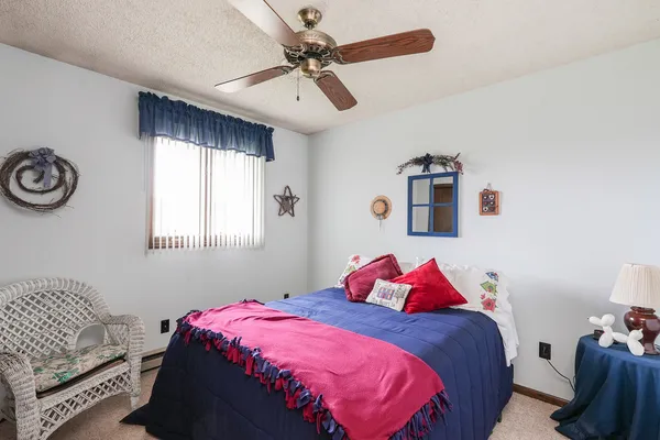 $279,900 | 4906 West Hilltop Drive, Kankakee, IL 60901