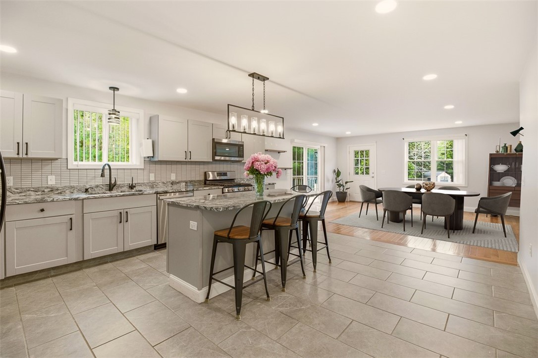 5 Village Road Warren, RI 02885 - Photo 7 of 26 Virtual Staging,over looking dining area