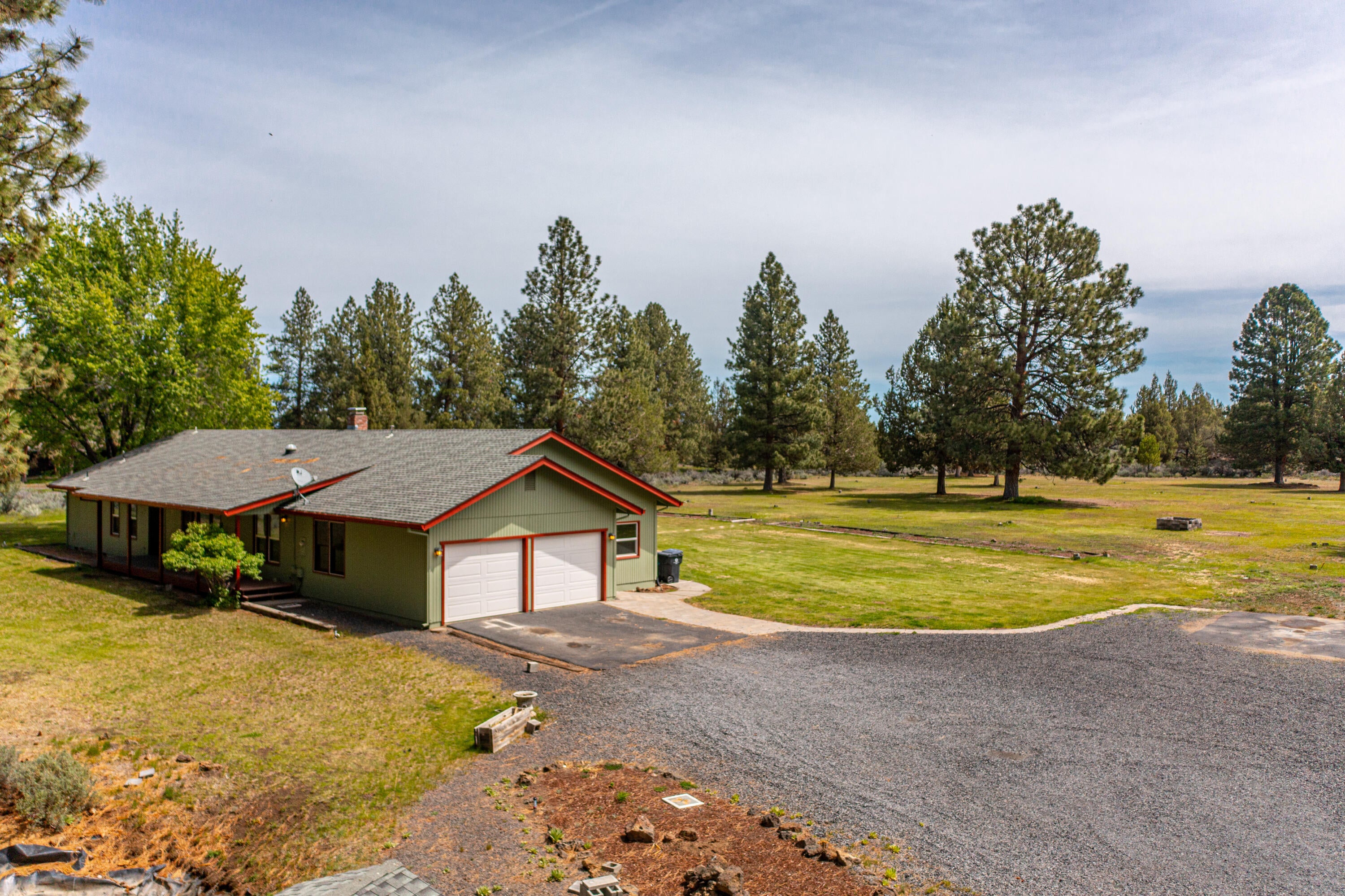 60518 Billadeau Road Bend, OR 97702 - Photo 45 of 57 78