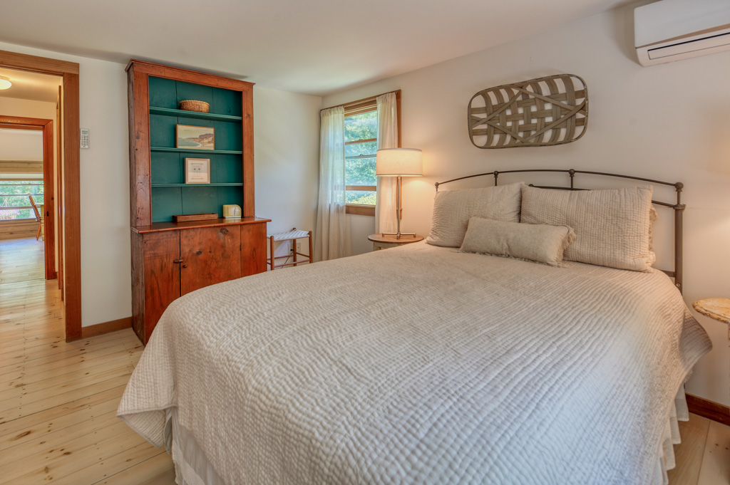 101 Longview Road West Tisbury, MA 02568 - Photo 12 of 45 primary bedroom