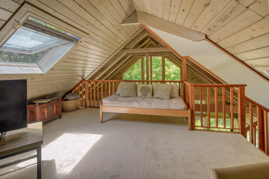 101 Longview Road West Tisbury, MA 02568 - Photo 20 of 45 upstairs reading room/TV room