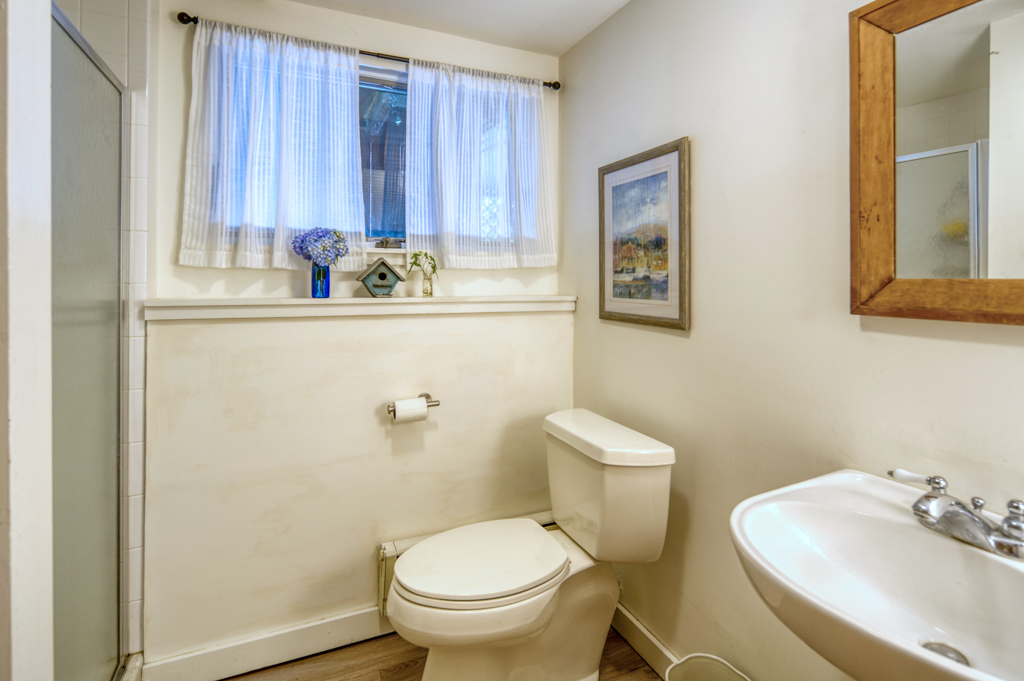 101 Longview Road West Tisbury, MA 02568 - Photo 23 of 45 full bath for 2 bedrooms in lower level