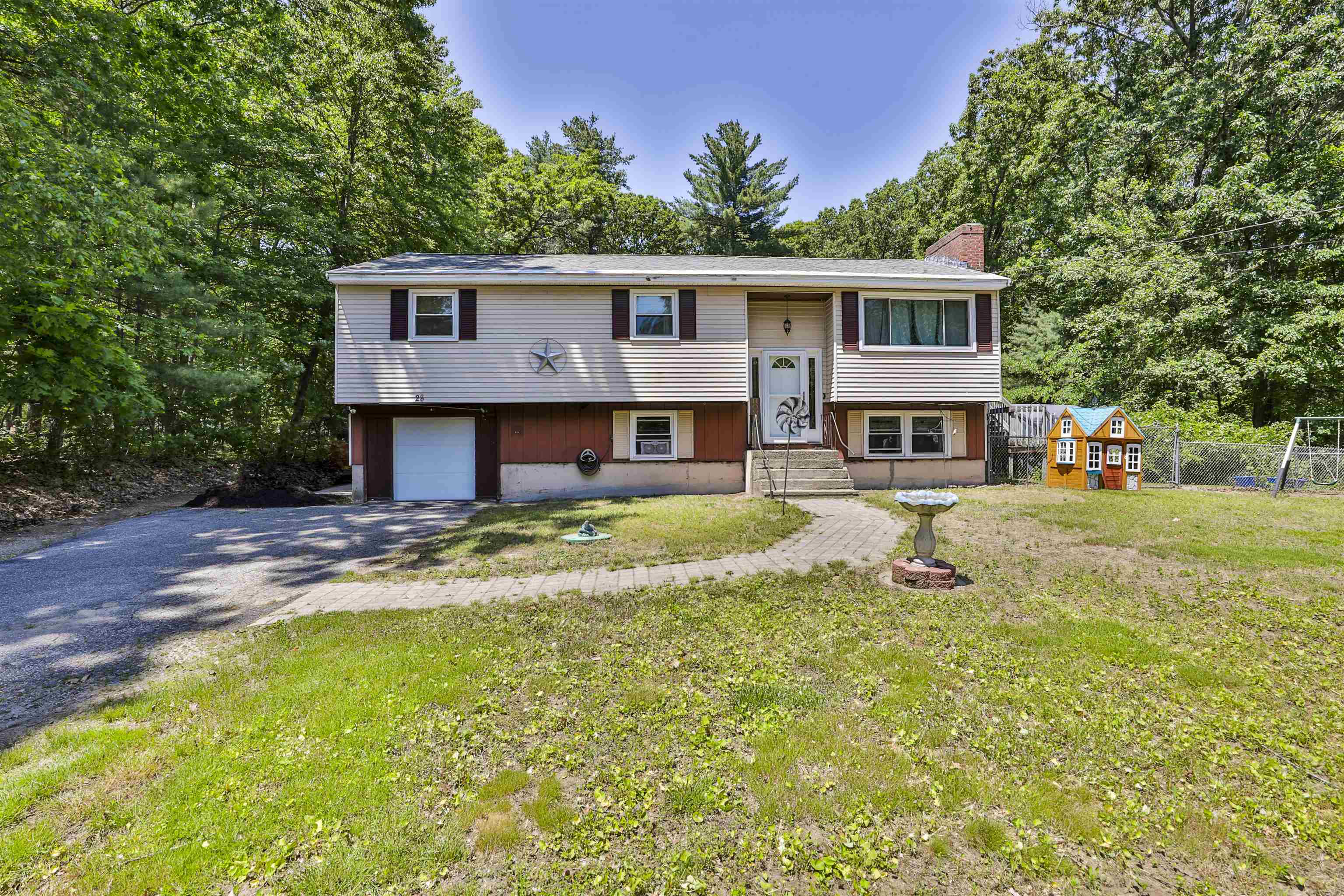 28 Wason Road Hudson, NH 03051 - Photo 1 of 28