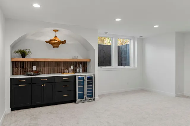 $995,000 | 6225 West 37th Street, St. Louis Park, MN 55416