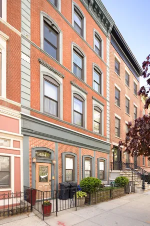 $899,999 | 304 Hudson Street, Unit 3, Hoboken, NJ 07030