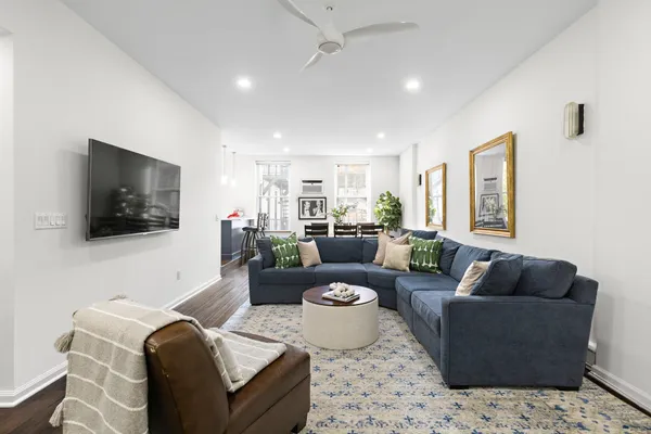 $899,999 | 304 Hudson Street, Unit 3, Hoboken, NJ 07030