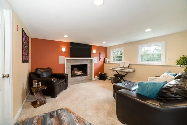 $499,000 | 8 Old Farm Road, Sturbridge, MA 01566