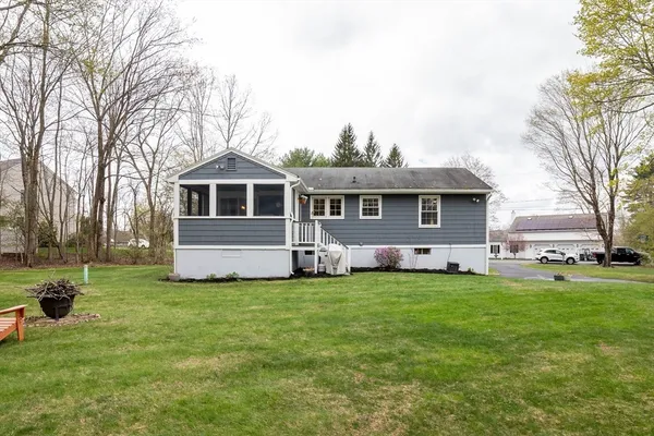 $499,000 | 8 Old Farm Road, Sturbridge, MA 01566