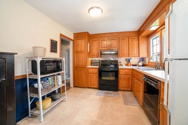$499,000 | 8 Old Farm Road, Sturbridge, MA 01566