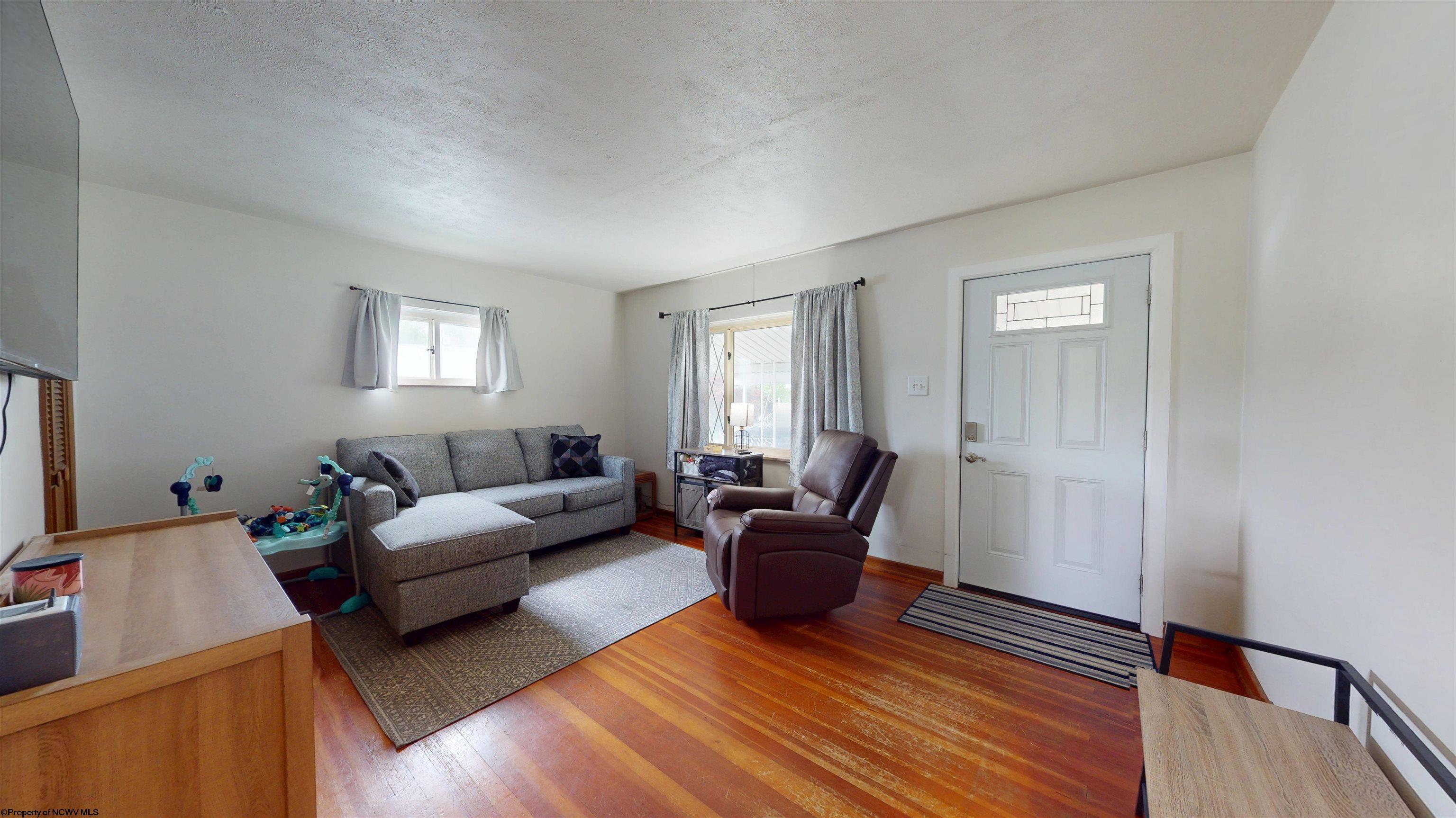 1601 Green Gables Road Fairmont, WV 26554 - Photo 5 of 22 Gallery Image 5