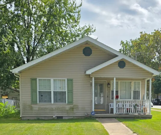 $172,000 | 370 West Jeffery Street, Kankakee, IL 60901