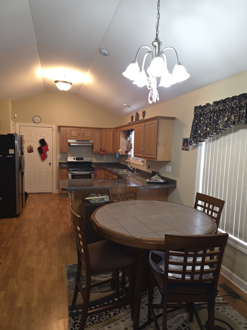 370 West Jeffery Street Kankakee, IL 60901 - Photo 4 of 5