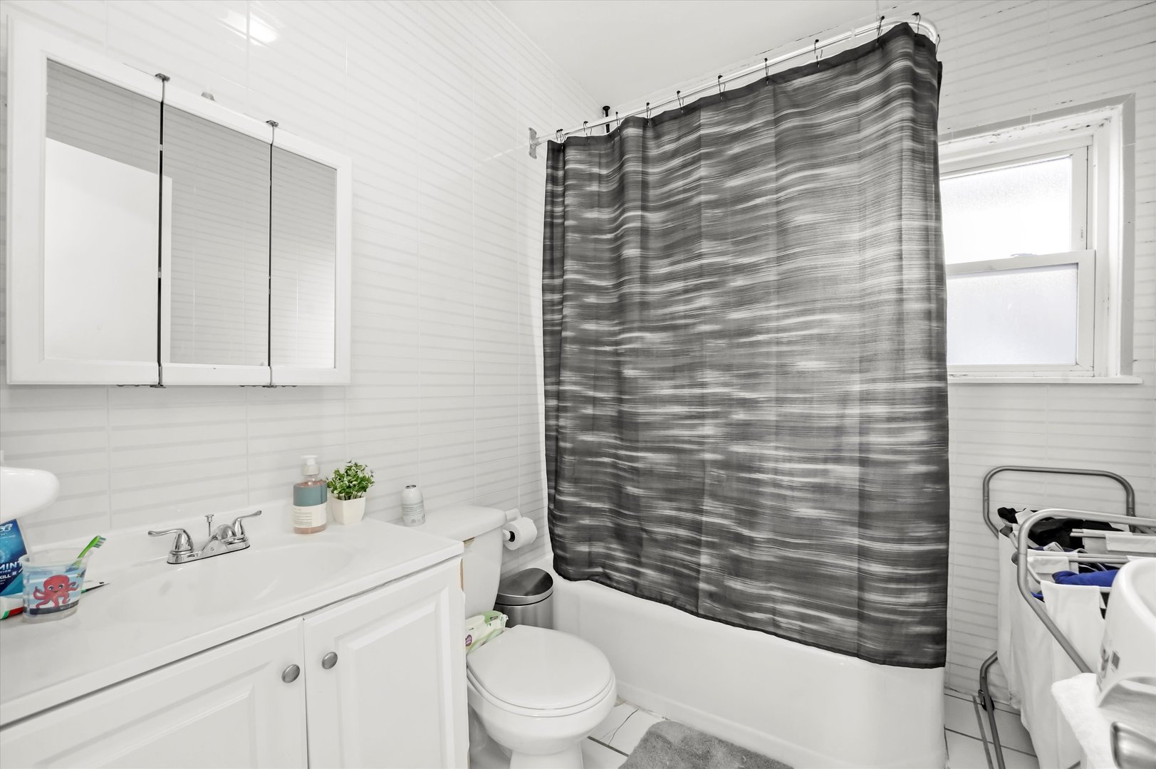 538 Green Bay Road Highwood, IL 60040 - Photo 15 of 46