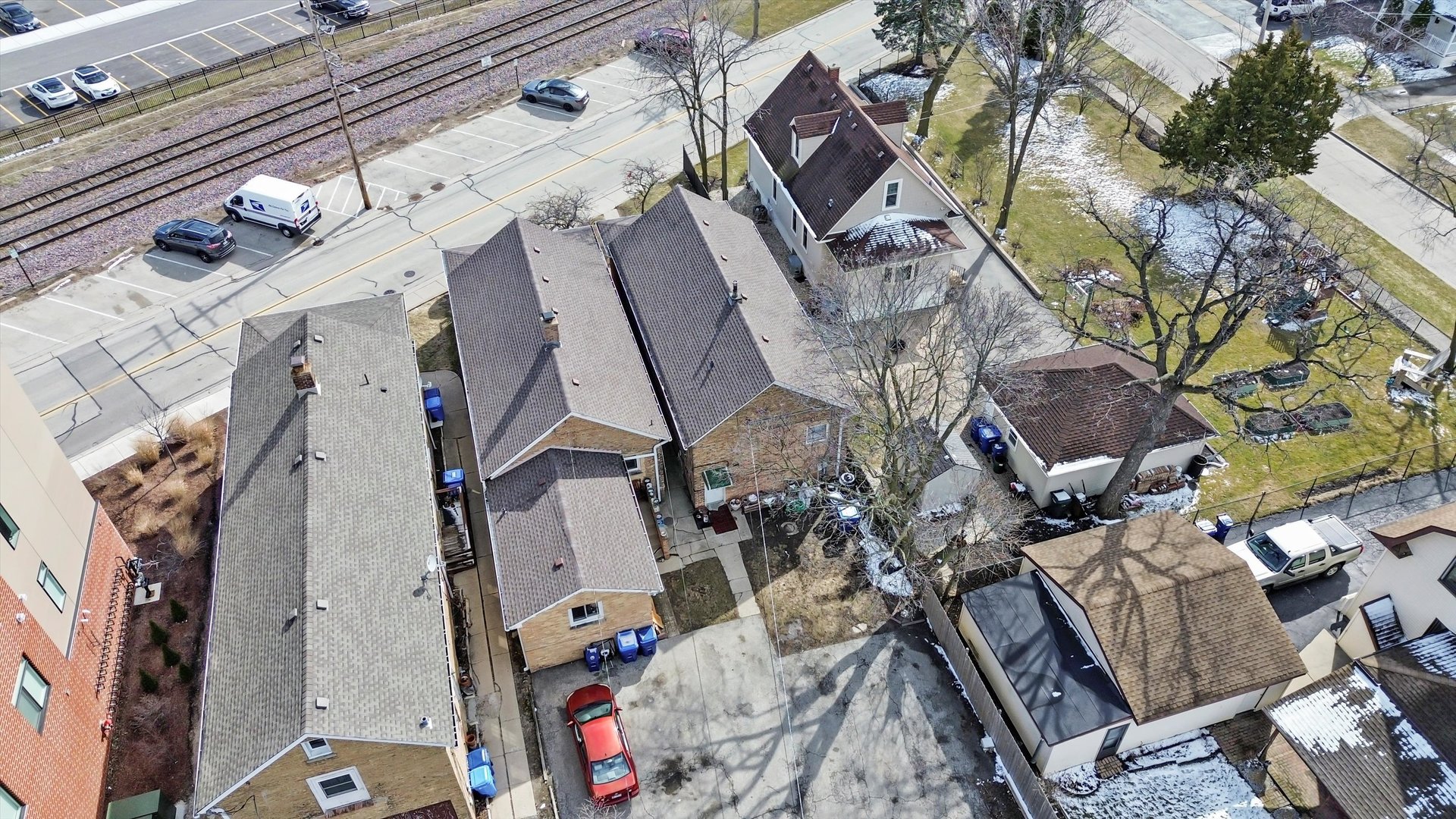 538 Green Bay Road Highwood, IL 60040 - Photo 3 of 46