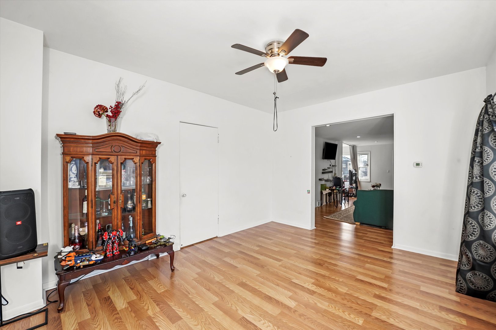 538 Green Bay Road Highwood, IL 60040 - Photo 8 of 46