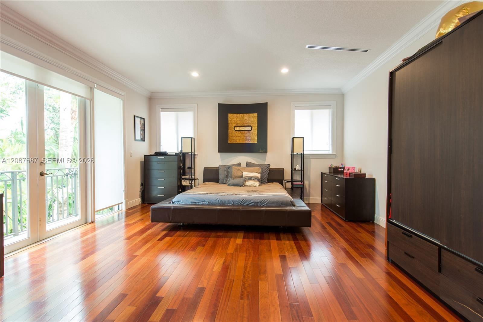 3665 Justison Road Miami, FL 33133 - Photo 9 of 15 Gallery Image 9