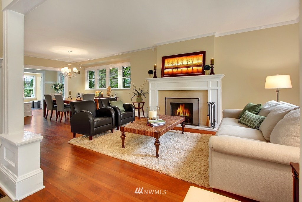 906 18th Avenue East Seattle, WA 98112 - Photo 3 of 15