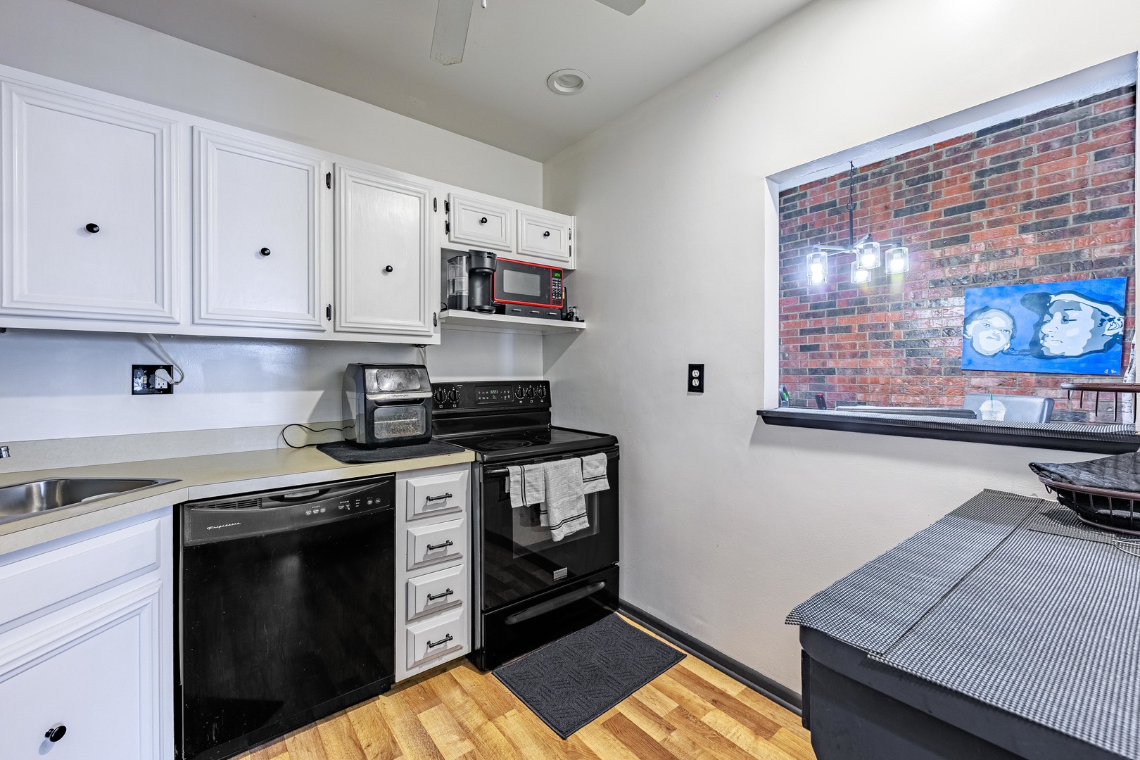 1504 Woodbridge Road, Unit 3F Joliet, IL 60436 - Photo 6 of 27