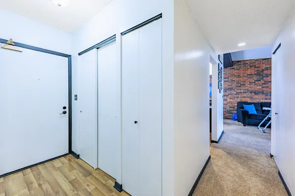 $184,999 | 1504 Woodbridge Road, Unit 3F, Joliet, IL 60436