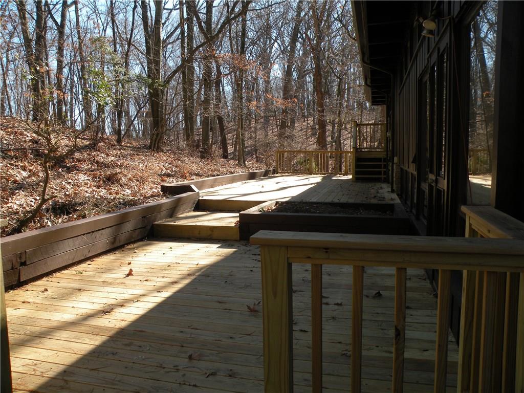 110 Colwyn Road Pittsburgh, PA 15237 - Photo 3 of 23 Rear Deck