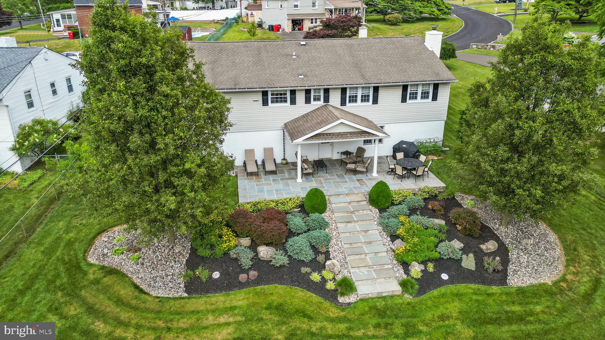 772 Meadow Drive Warminster, PA 18974 - Photo 3 of 39