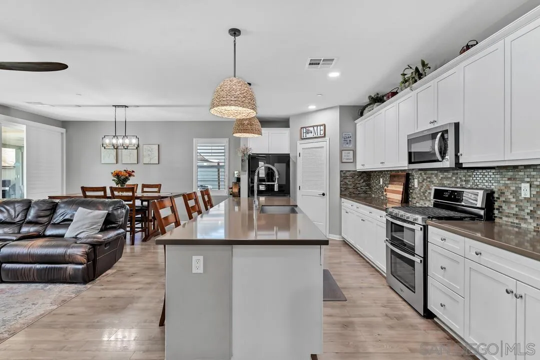 10700 Spring Creek Drive Santee, CA 92071 - Photo 13 of 74