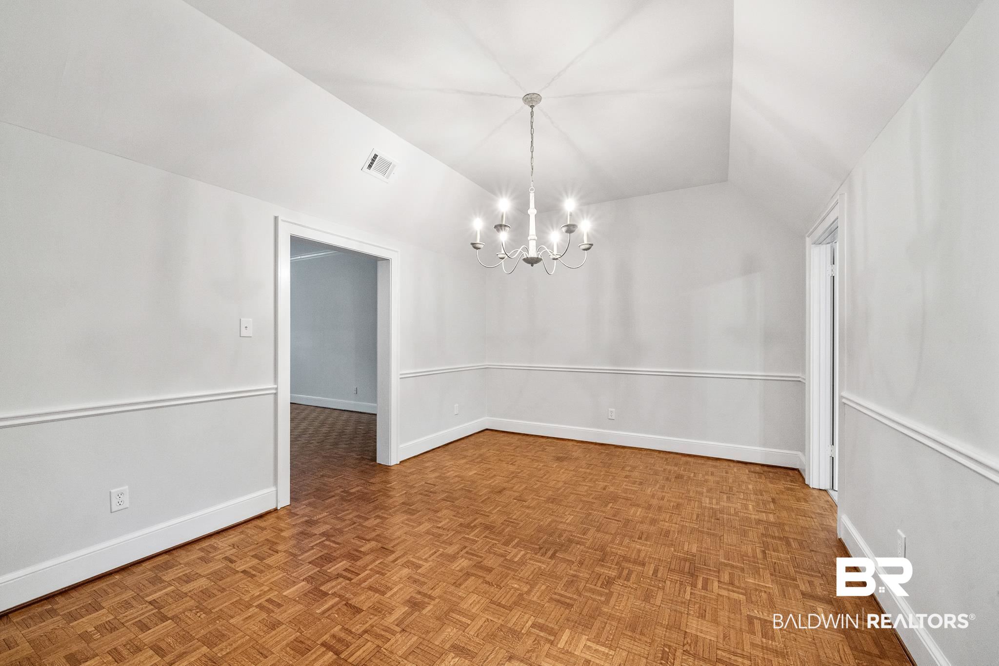 111 Place Le Vert, Unit 111 Mobile, AL 36608 - Photo 13 of 36