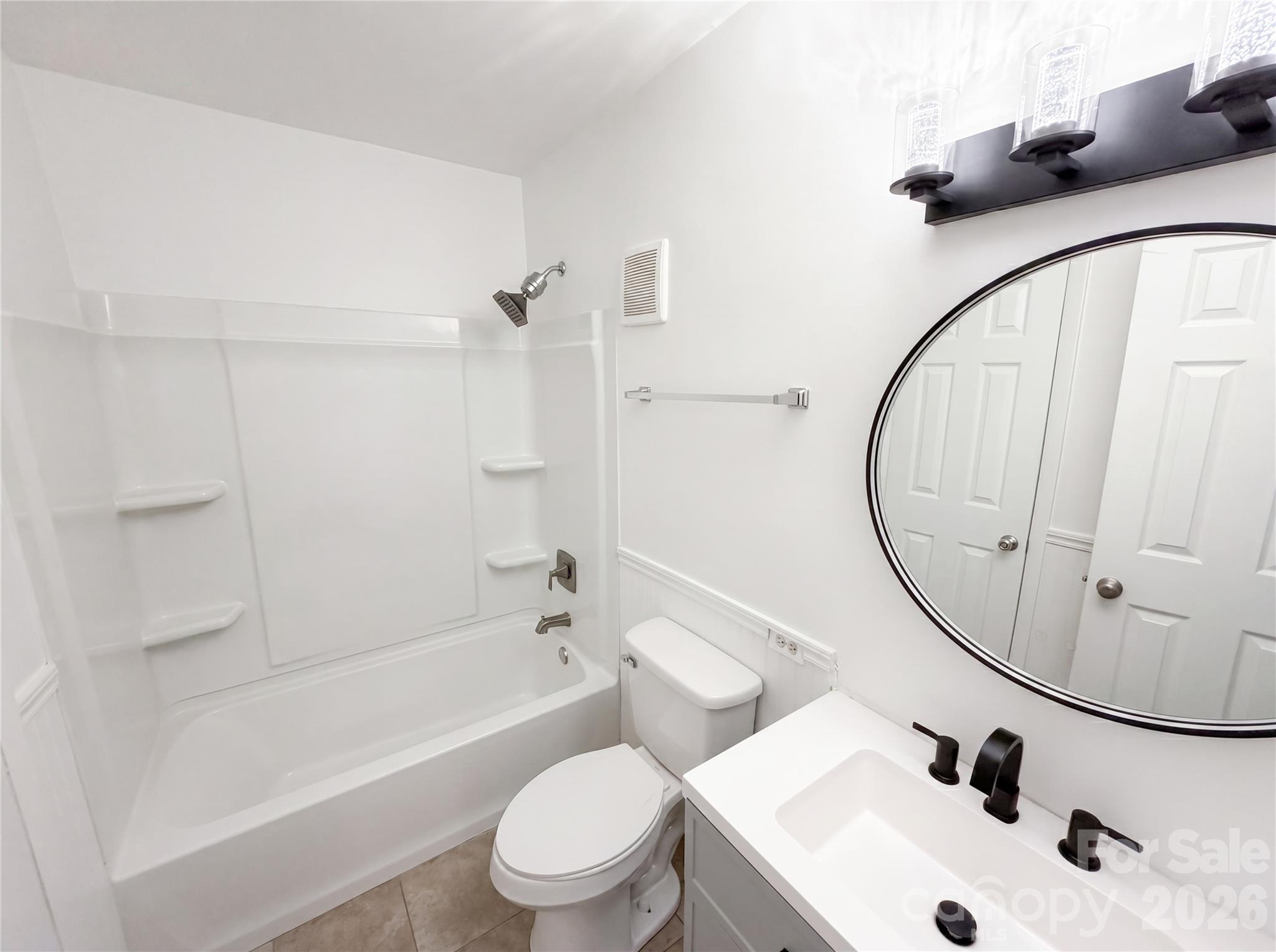1625 Merry Oaks Road, Unit D Charlotte, NC 28205 - Photo 13 of 19