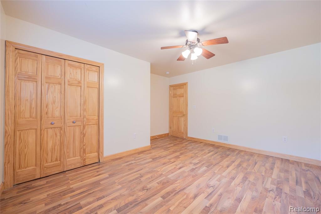 36093 Herman Street Romulus, MI 48174 - Photo 17 of 32 Gallery Image 17