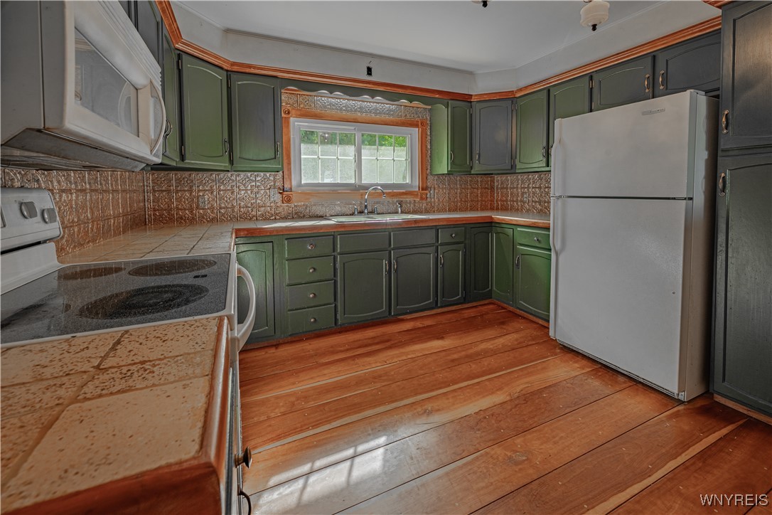 4793 East Lake Road Wilson, NY 14028 - Photo 10 of 48