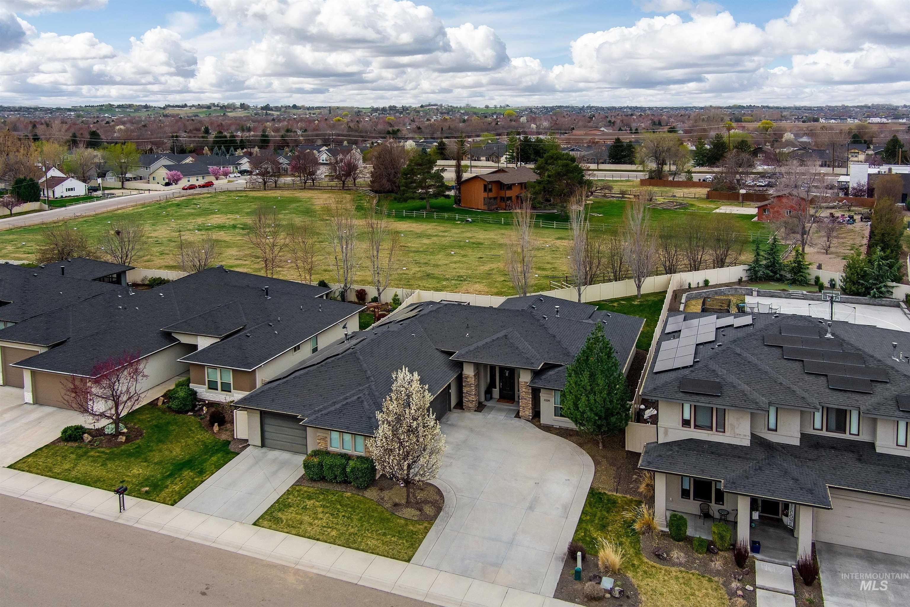 3339 South Caleb Way Meridian, ID 83642 - Photo 35 of 46