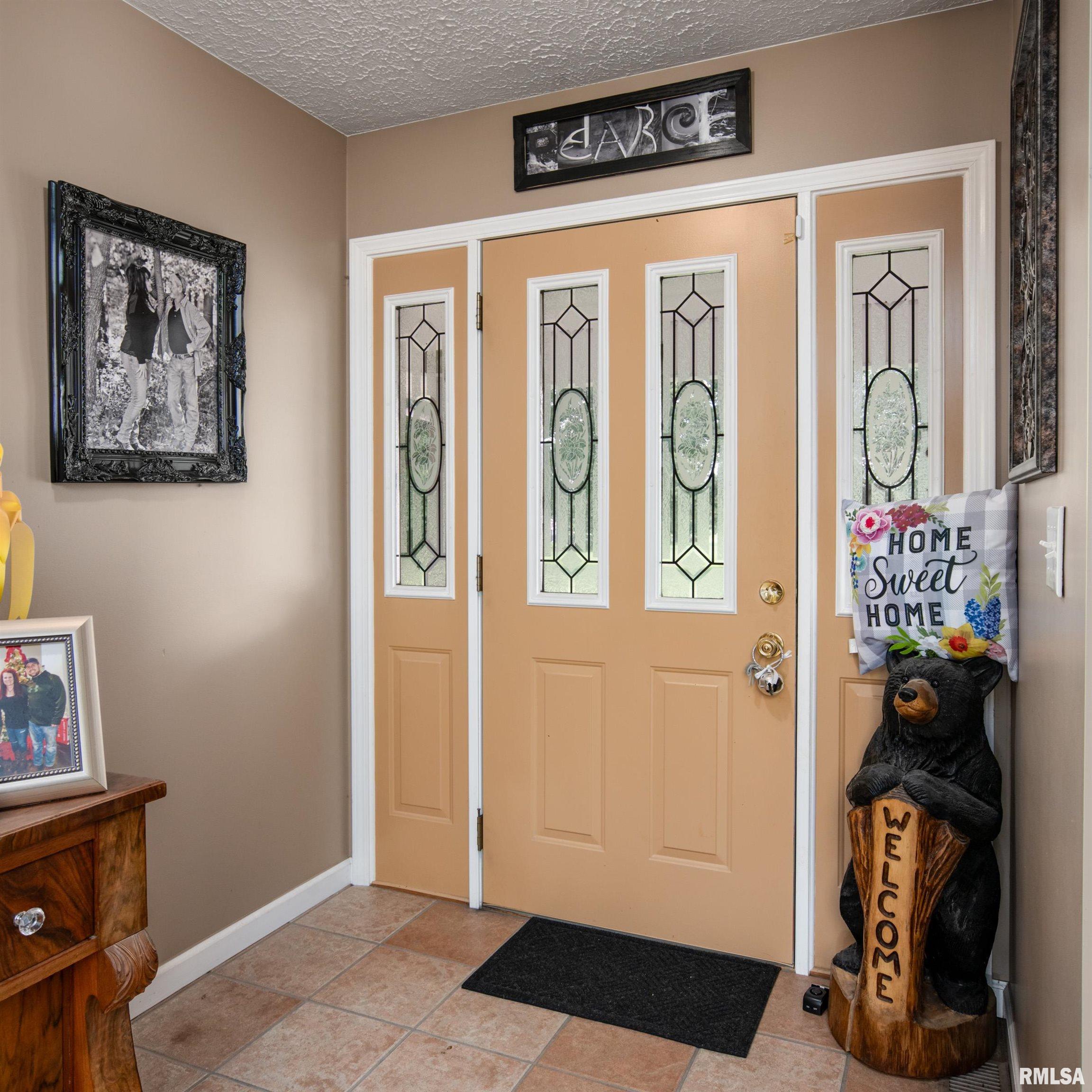 1632 Pershing Road West Frankfort, IL 62896 - Photo 4 of 34