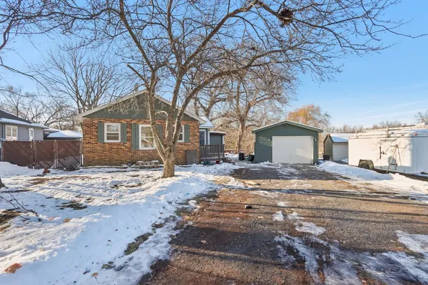 $265,000 | 26814 North Genesee Street, Wauconda, IL 60084