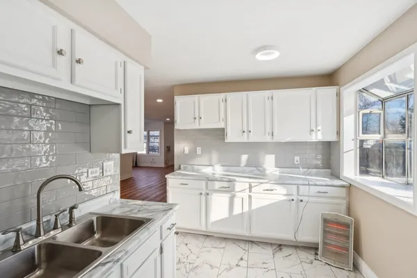 $265,000 | 26814 North Genesee Street, Wauconda, IL 60084