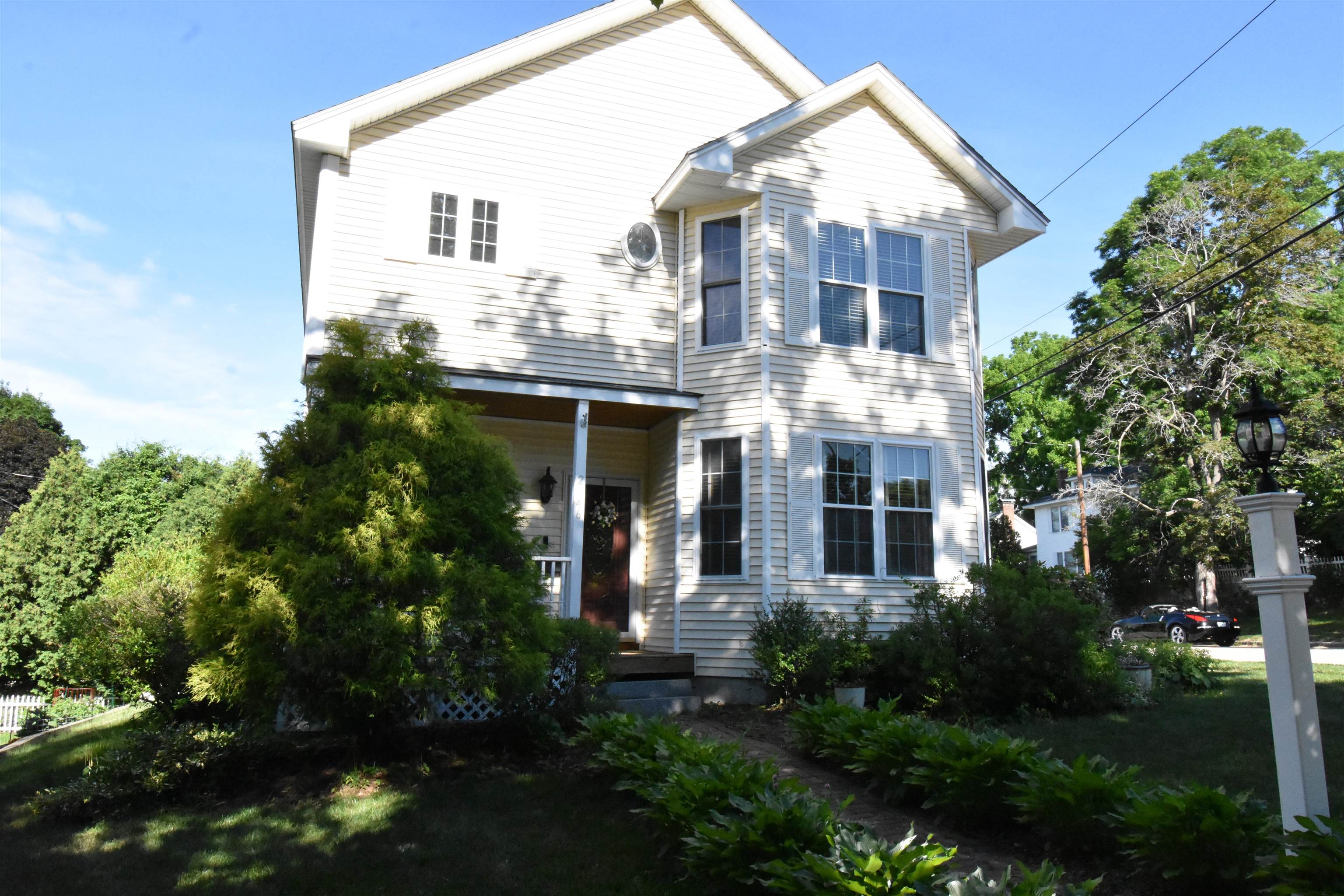 2246 Elm Street Manchester, NH 03104 - Photo 1 of 18