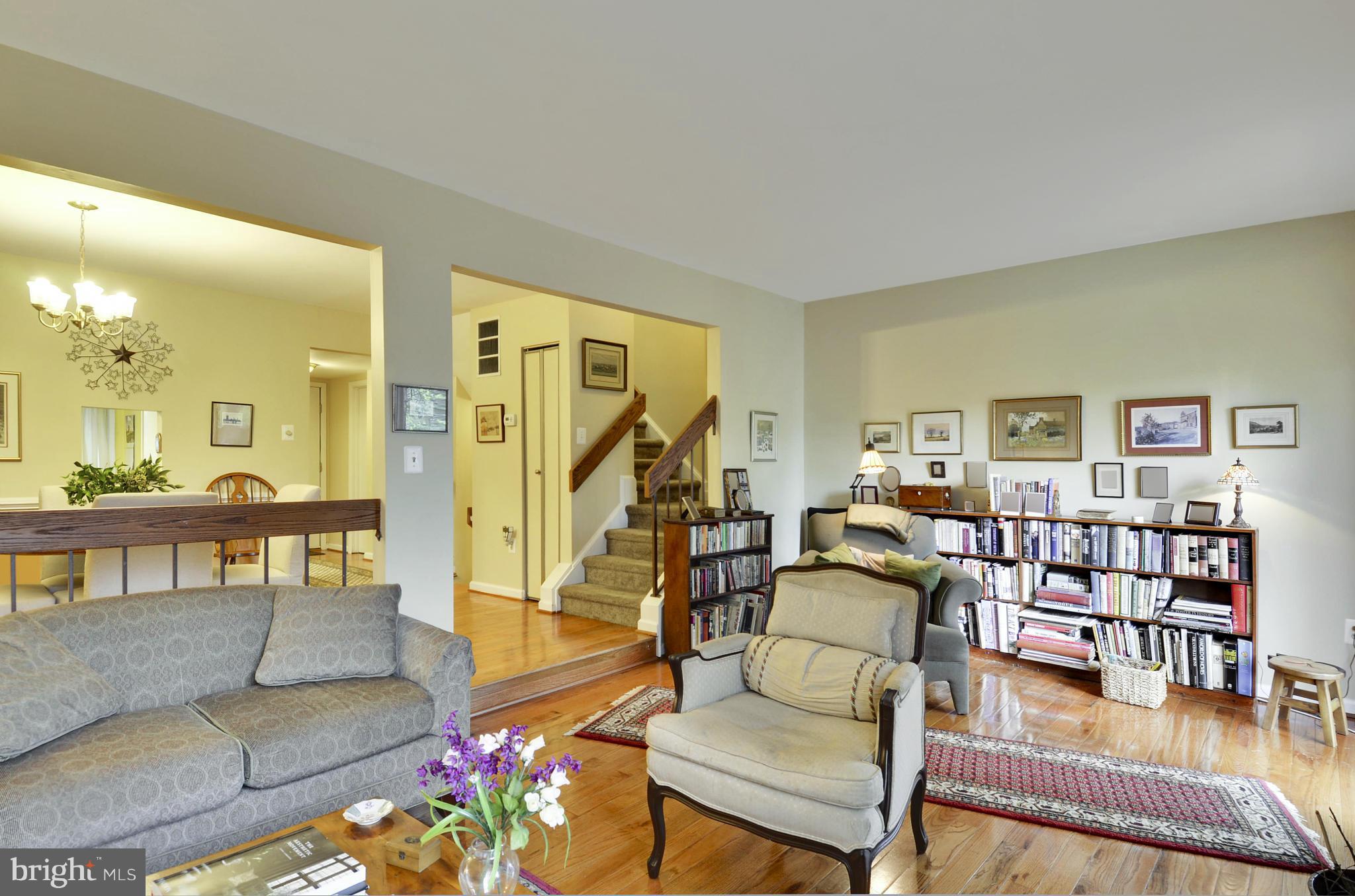 3722 Nimitz Road Kensington, MD 20895 - Photo 13 of 27 Living Room