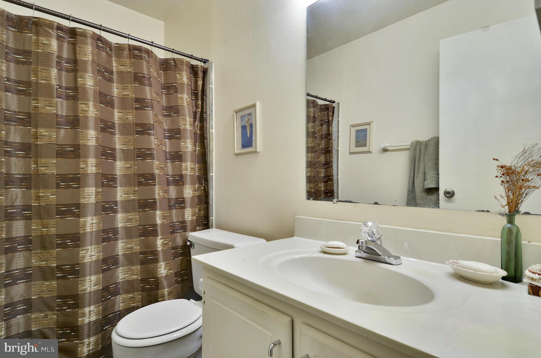 3722 Nimitz Road Kensington, MD 20895 - Photo 20 of 27 Bath