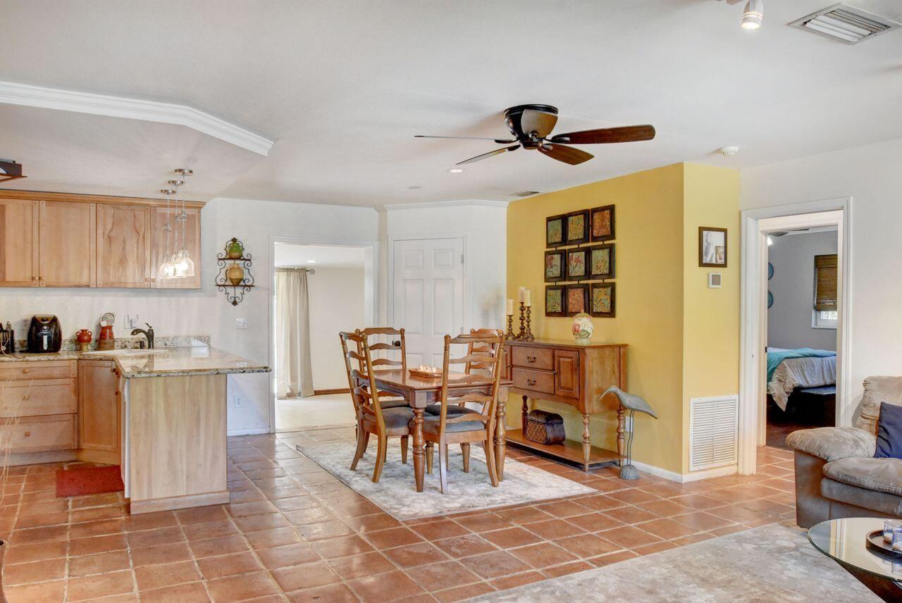 622 S Road Boynton Beach, FL 33435 - Photo 19 of 41 06_house_(6) (1)