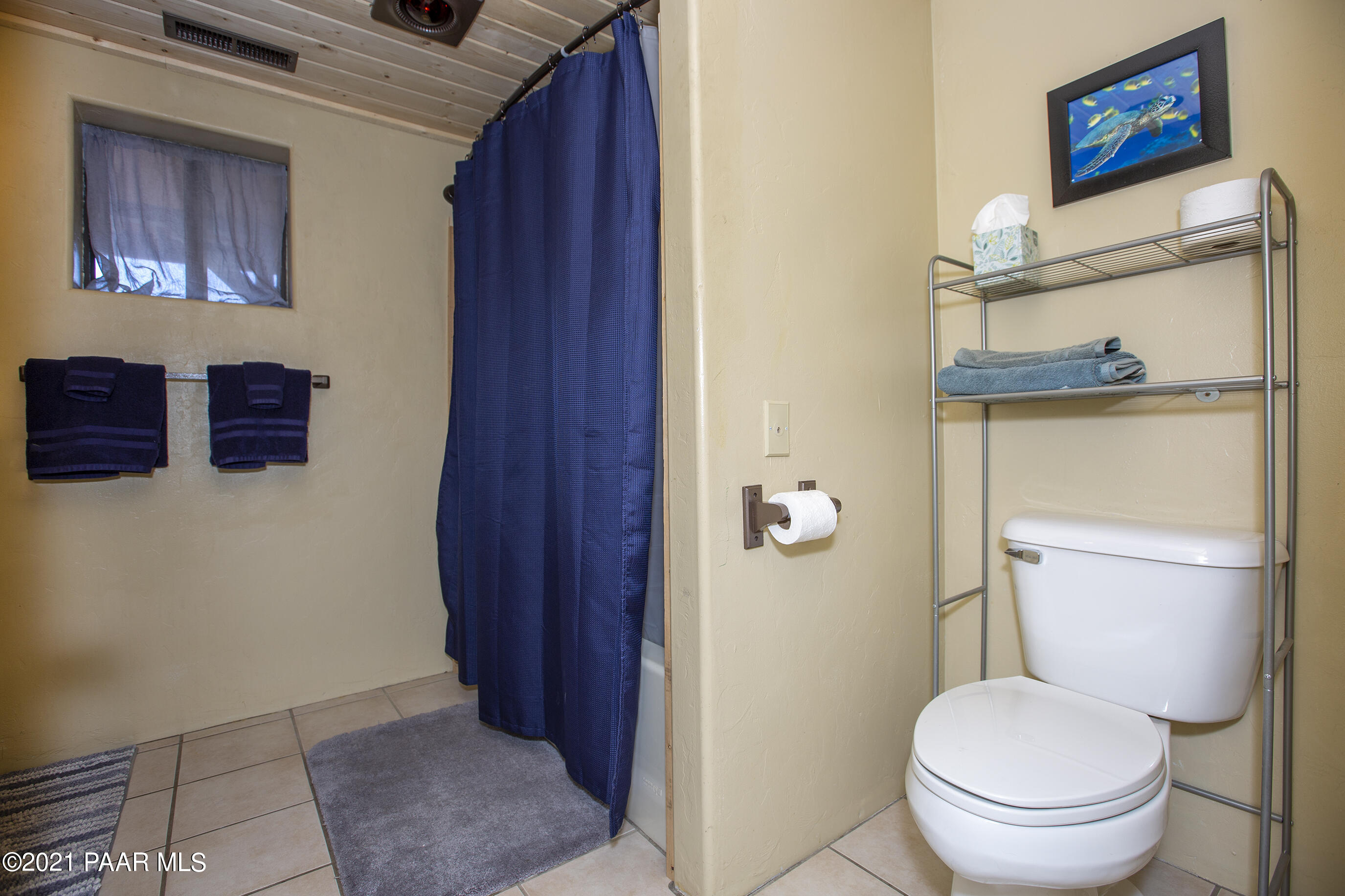 4560 West Old Stage Road Prescott, AZ 86305 - Photo 14 of 32 Full bathroom