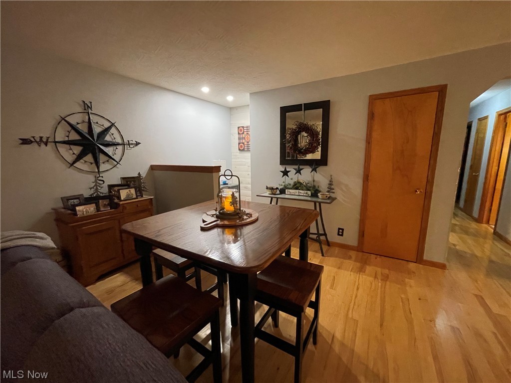 5793 Veto Road Belpre, OH 45714 - Photo 19 of 40 Dining space