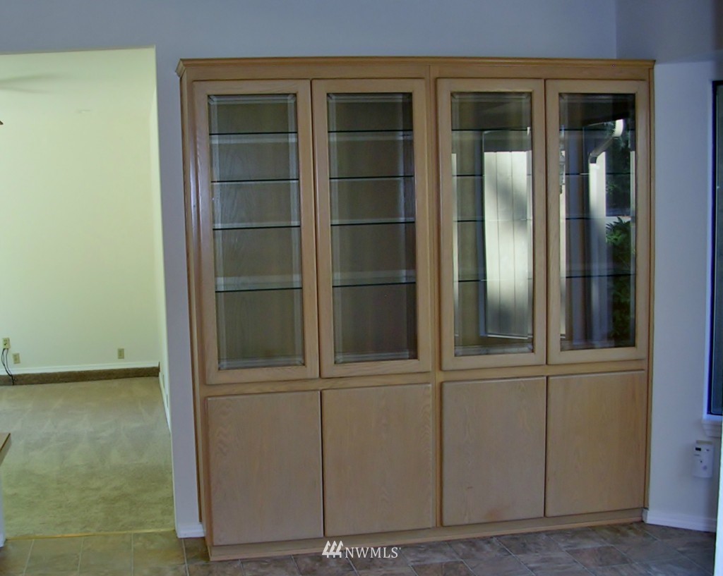 15803 Southeast 143rd Street Renton, WA 98059 - Photo 6 of 13 Gallery Image 6