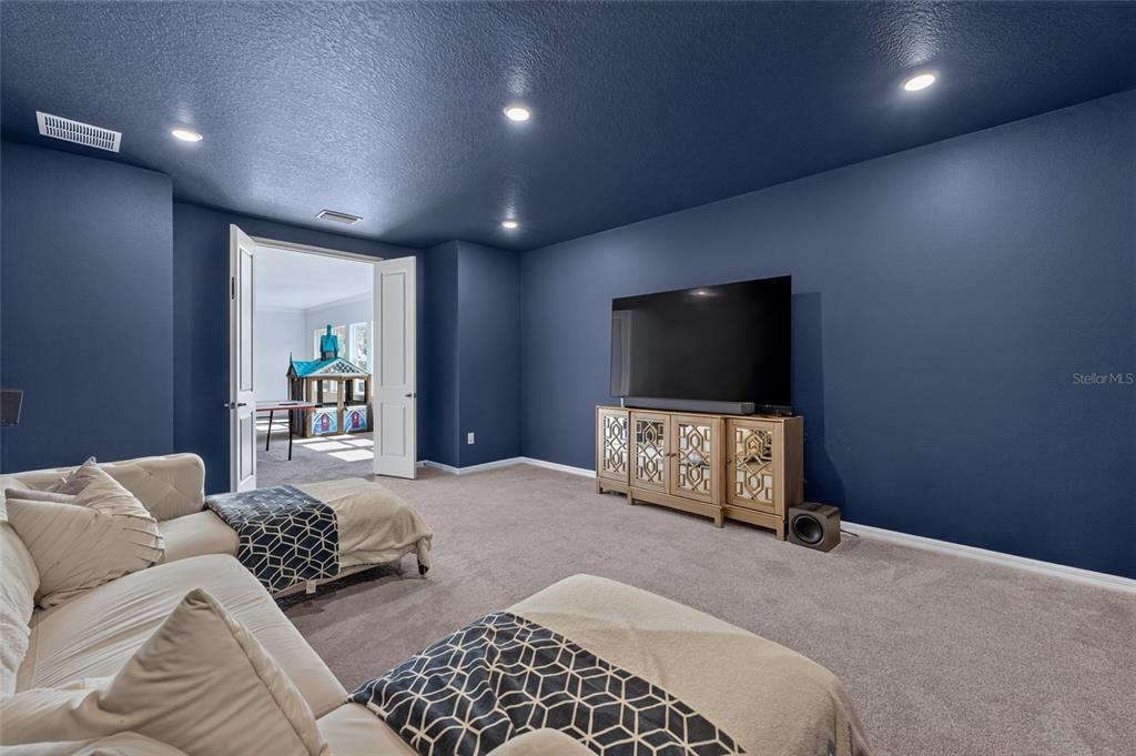 33751 Landsman Loop Wesley Chapel, FL 33543 - Photo 61 of 97