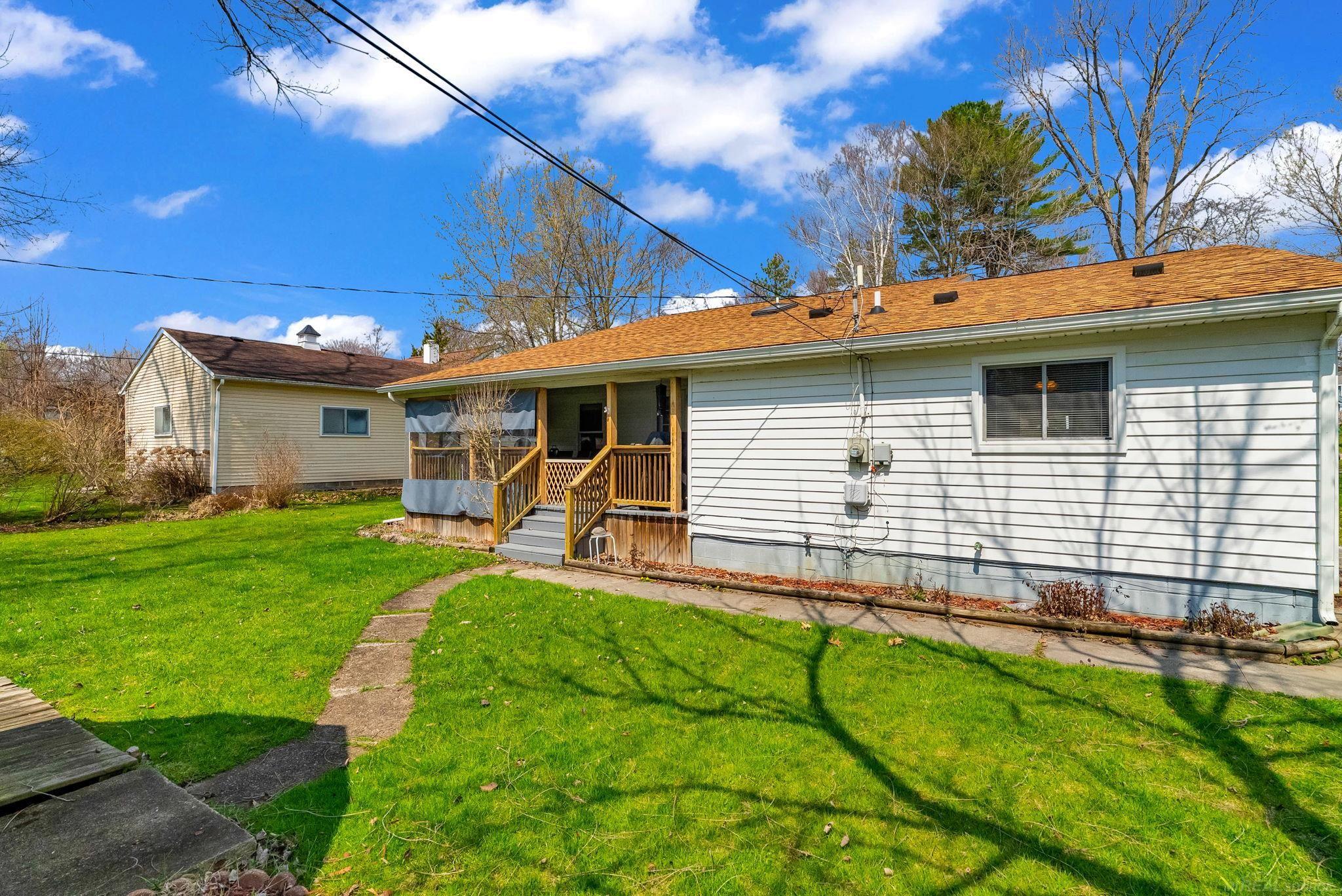 7410 Shoreward Road Lexington, MI 48450 - Photo 6 of 56 50172860-afbc601d-a5dc-443a-b05d-524aa36ccbc8.JPG