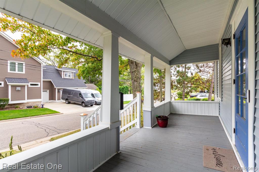 825 North Pine Street Rochester, MI 48307 - Photo 3 of 39 Gallery Image 3